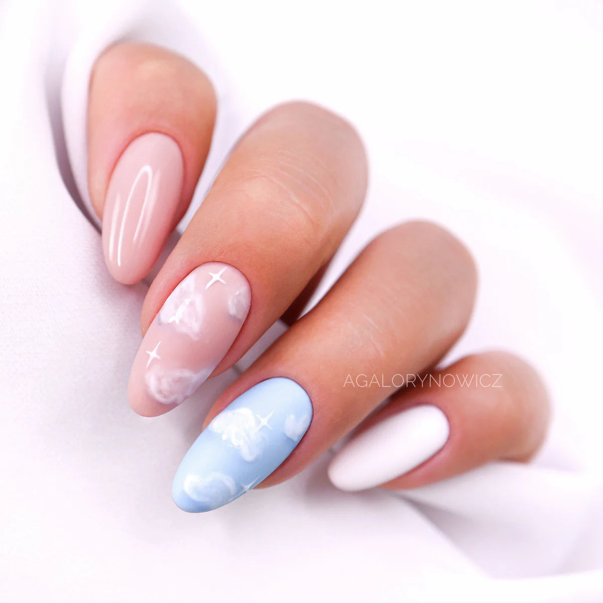 S220 Nude Beige 5ml ONE STEP HYBRID